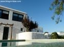 Santa Eulalia del R�o, Ibiza, Islas Baleares : FINCA IBICENCA: antigua casa payesa totalmente reformada con piscina y vistas en alquiler anual / largo plazo entre Santa Eulalia e Ibiza. 