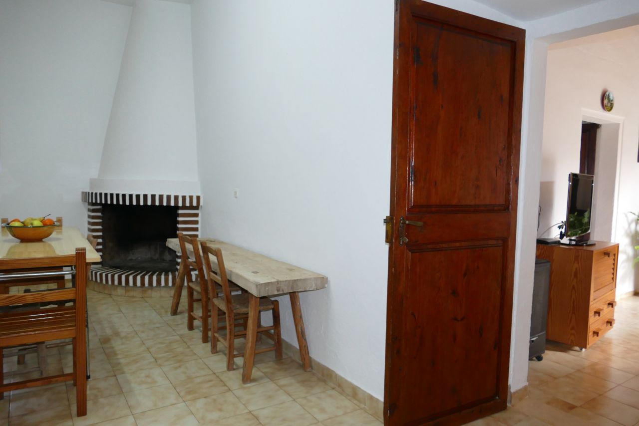 JÄHRLICHE / LANGFRISTIGE VERMIETUNG, traditionelle, klassische Finca in San Vicente, Ibiza, auf dem Land, in einer idyllischen Umgebung.