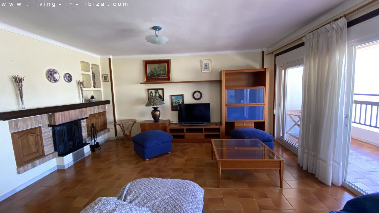 Saisonvermietung - Grosszügige Wohnung mit Meersicht an Promenade Santa Eulalia del Rio Ibiza zur Miete, 4 SZ, Meeressicht