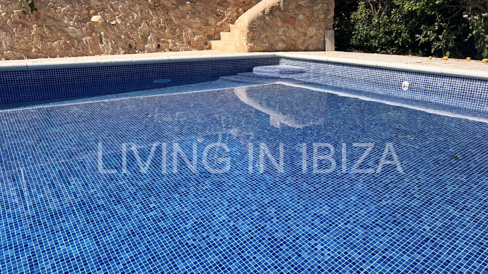 Typische Ibizenkische Finca in 2 Etagen mit Pool und ohne nahe Nachbarn zur langfristigen Vermietung in Santa Eulalia del Rio, Ibiza