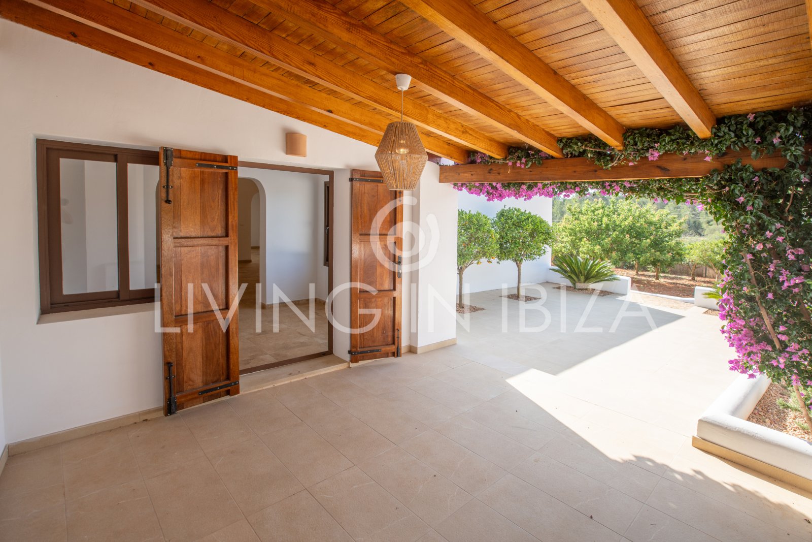 Santa Gertrudis, San Lorenzo Jahresmiete, Komfortable Villa, komplett renoviert mit Pool in ruhige Landlage auf Ibiza langfristig zu vermieten