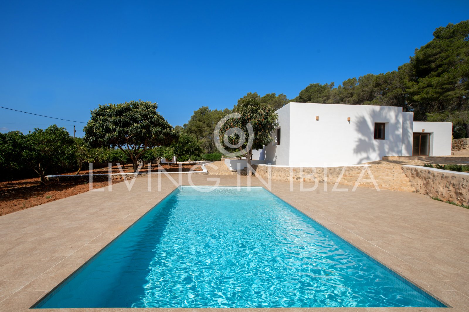 Santa Gertrudis, San Lorenzo Jahresmiete, Komfortable Villa, komplett renoviert mit Pool in ruhige Landlage auf Ibiza langfristig zu vermieten