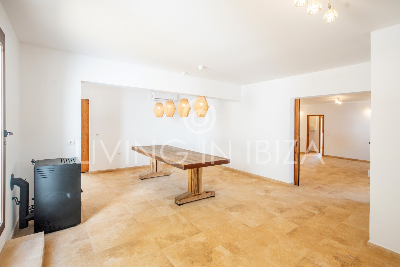 Santa Gertrudis, San Lorenzo Jahresmiete, Komfortable Villa, komplett renoviert mit Pool in ruhige Landlage auf Ibiza langfristig zu vermieten