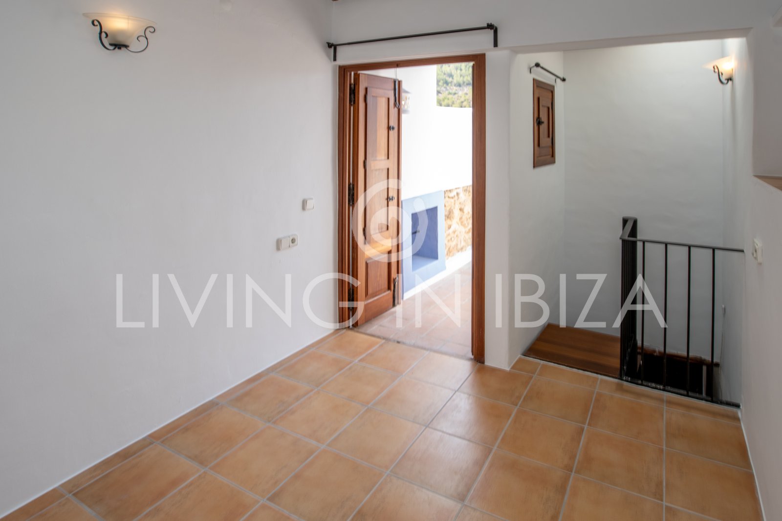 Typische Ibizenkische Finca in 2 Etagen mit Pool und ohne nahe Nachbarn zur langfristigen Vermietung in Santa Eulalia del Rio, Ibiza