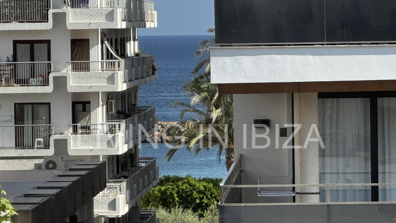Santa Eulalia: Apartment zur Kurzzeitmiete. Ideal, um Ibiza in einer Wohnung mit allen Annehmlichkeiten zu genießen. Etwa 400 vom Strand. Santa Eulalia: Apartment zur Kurzzeitmiete. Ideal, um Ibiza in einer Wohnung mit allen Annehmlichkeiten zu genießen. Etwa 400 vom Strand.
