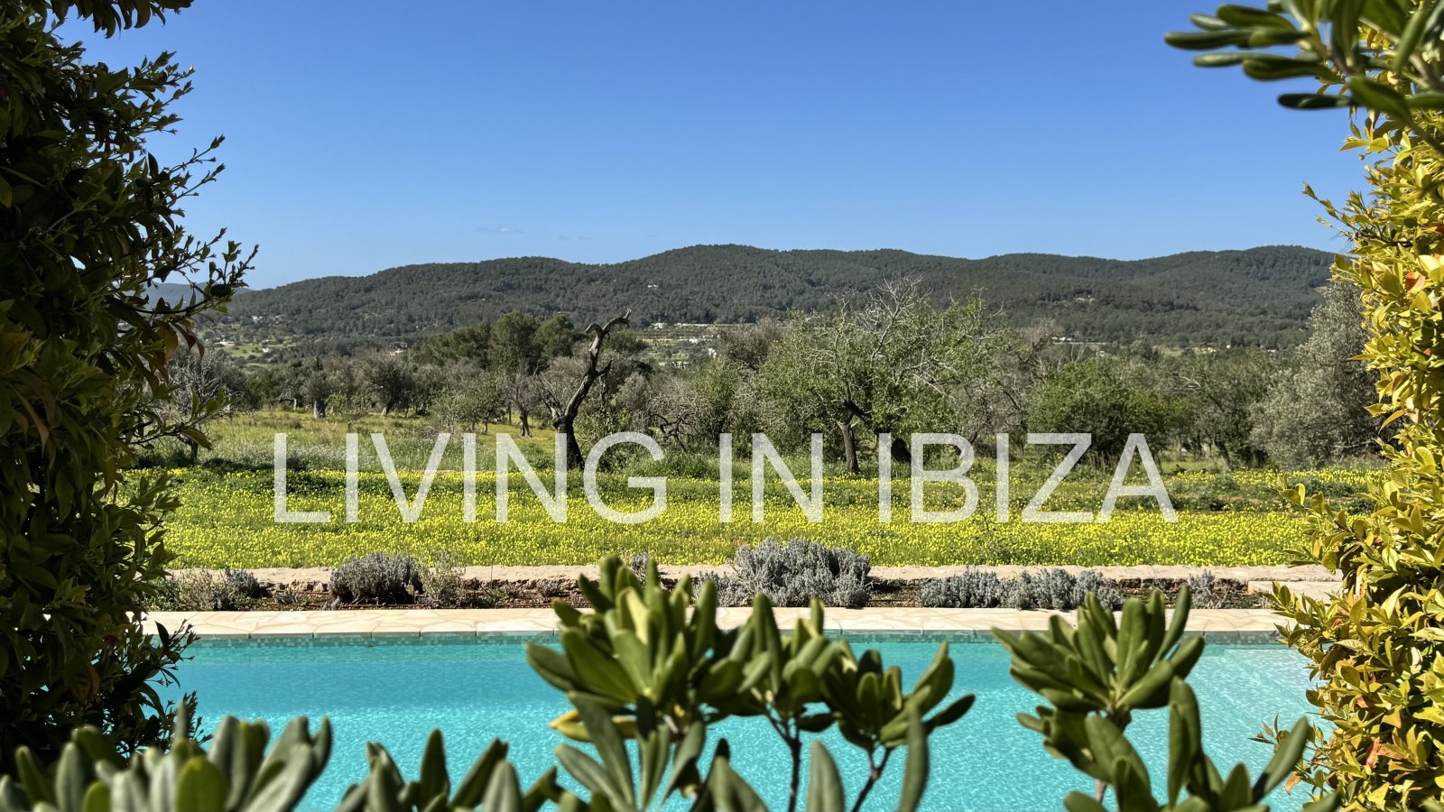 Langfristige Vermietung: Einzigartige ibizenkische Finca, vollständig renoviert, unmöbliert, mit beheizbarem Pool und Gästelounge in San Juan, Ibiza
