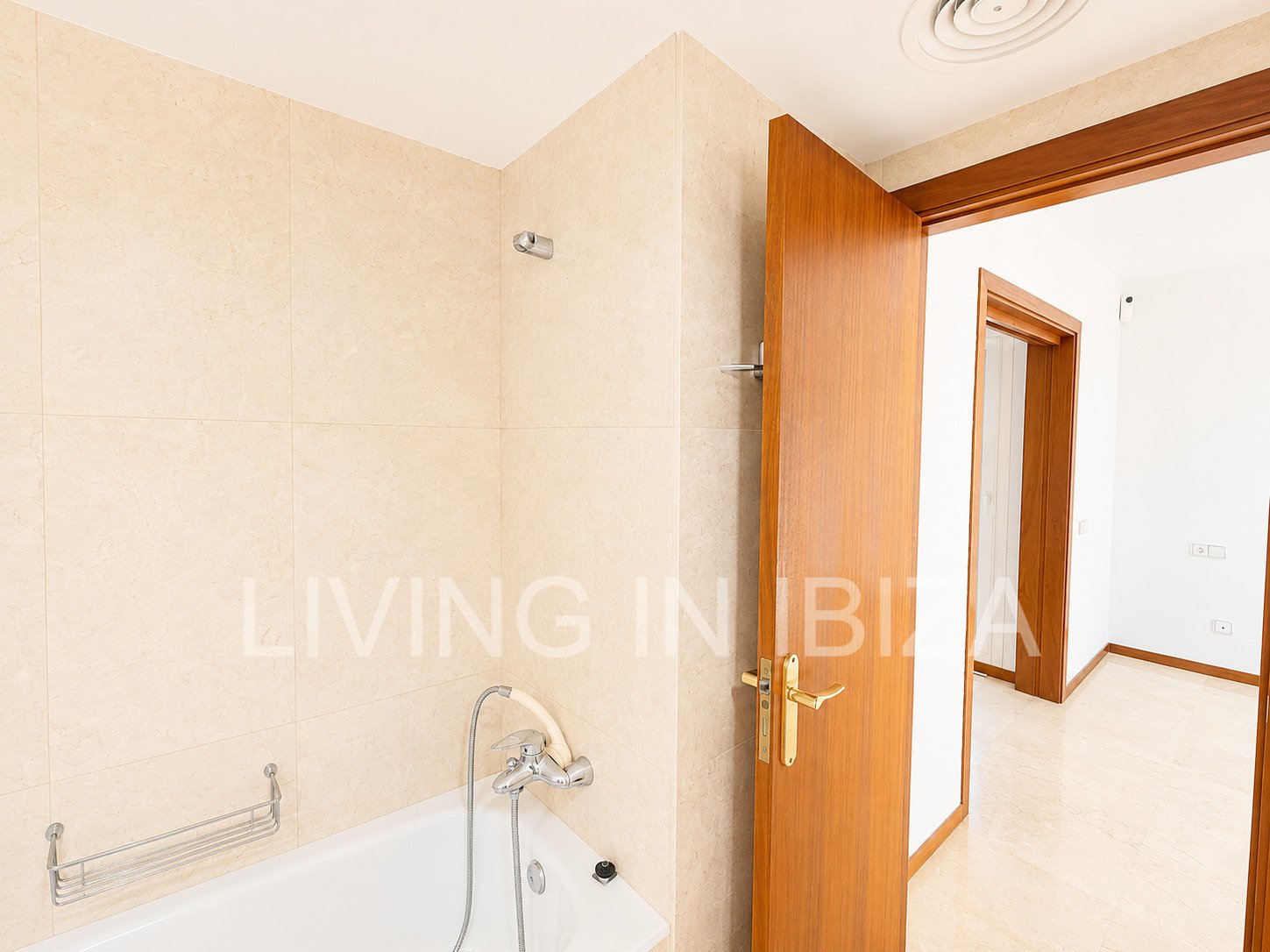 Wohnung im Herzen von Santa Eulària del Río auf Ibiza zu verkaufen.
