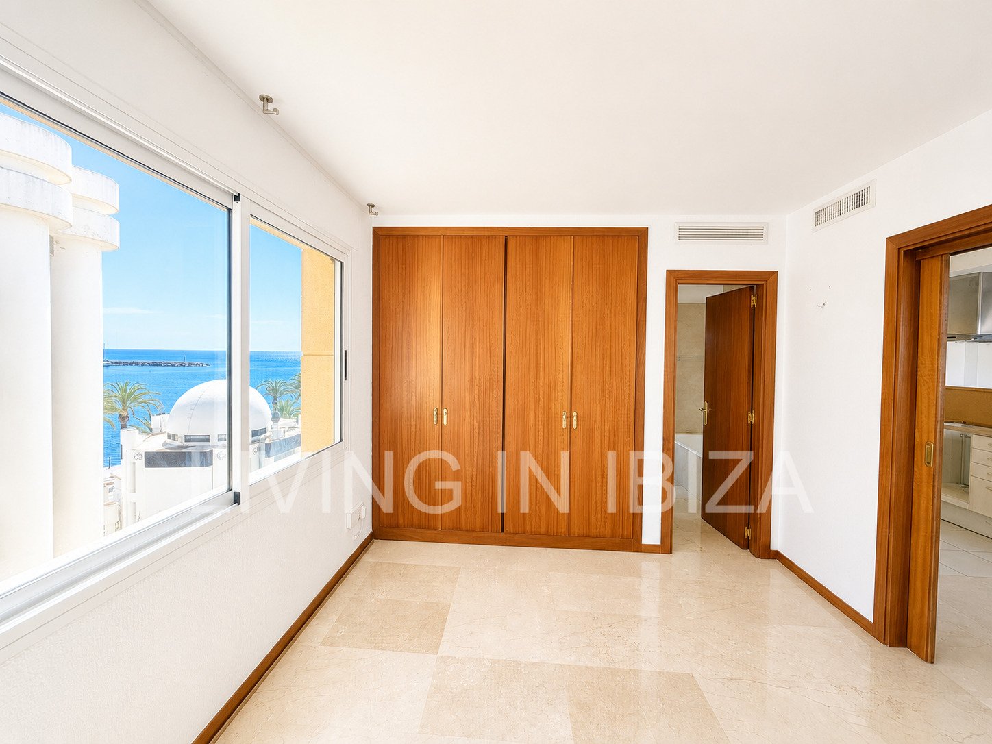 Wohnung im Herzen von Santa Eulària del Río auf Ibiza zu verkaufen.