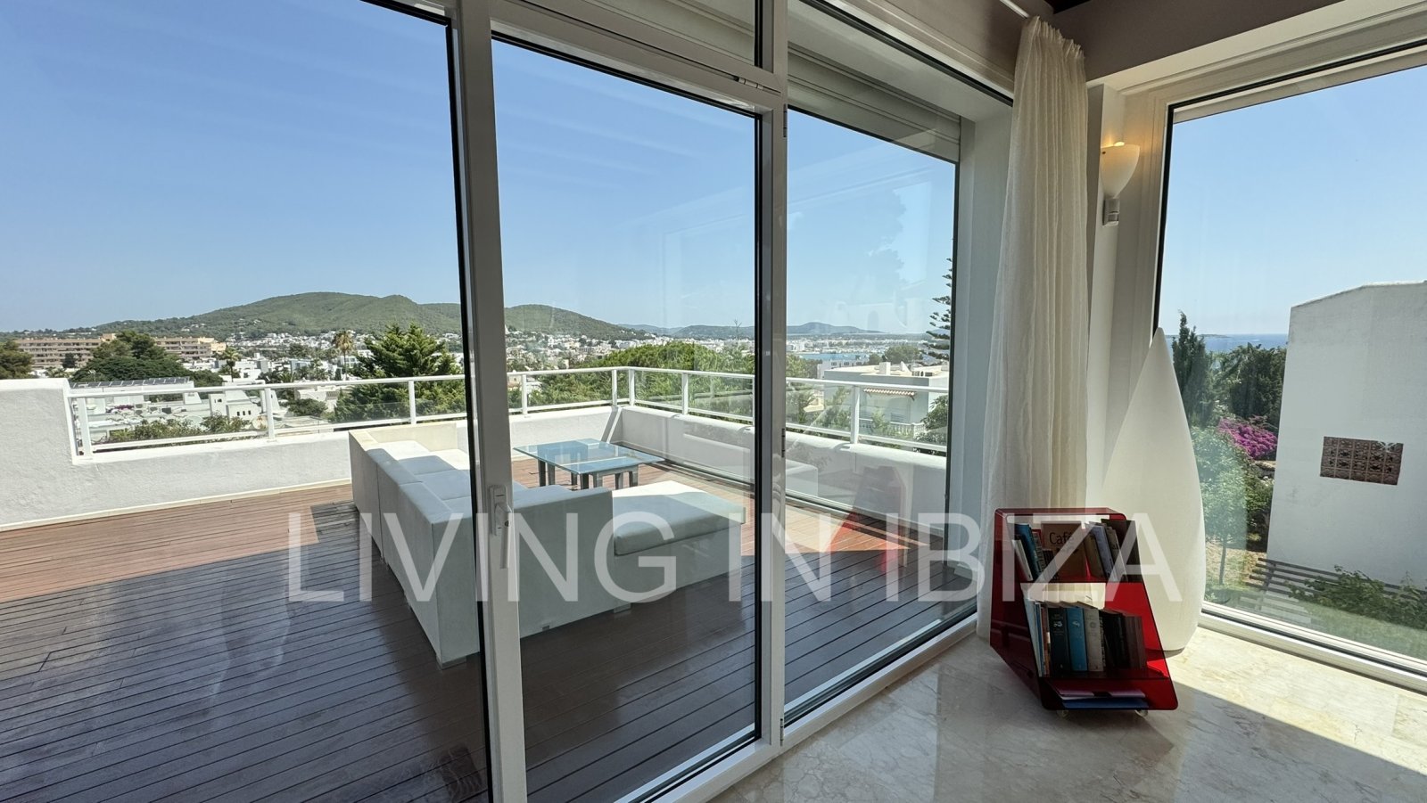 außergewöhnliche Immobilien, die sich Inmobilie zum verkauf die aufzeichnet dadurch, dass jedes Detail mit Bedacht konzipiert wurde. In Siesta, Ibiza 