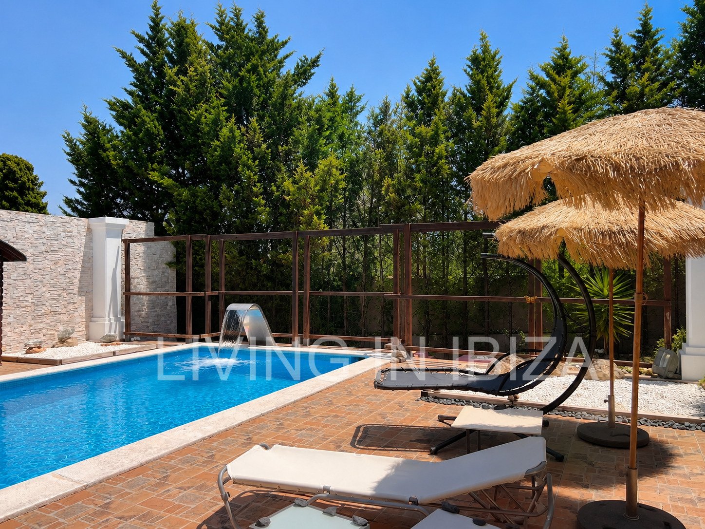 außergewöhnliche Immobilien, die sich Inmobilie zum verkauf die aufzeichnet dadurch, dass jedes Detail mit Bedacht konzipiert wurde. In Siesta, Ibiza 