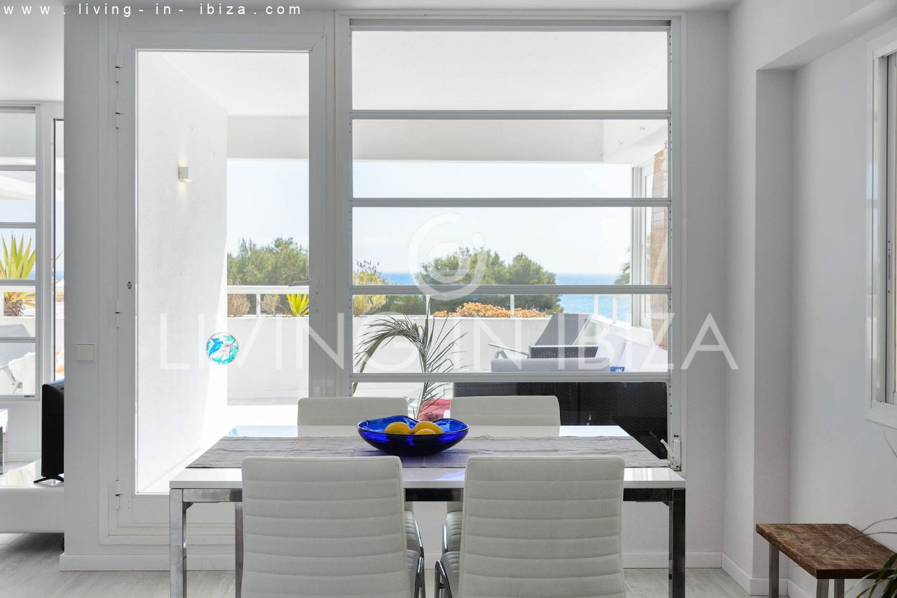 Seasonal RENTAL Attractive design apartment with parking space, in Santa Eulalia del Río, Ibiza, first sea line. Close to the beach. From the 1/10 -