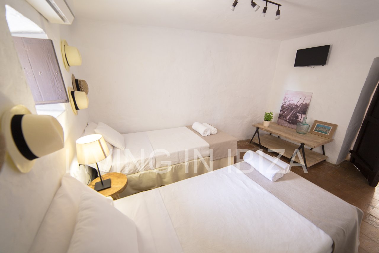 Annual Rent /long term contract. Authentic Finca in Sant Rafael, to enjoy the immense peace of Ibiza.