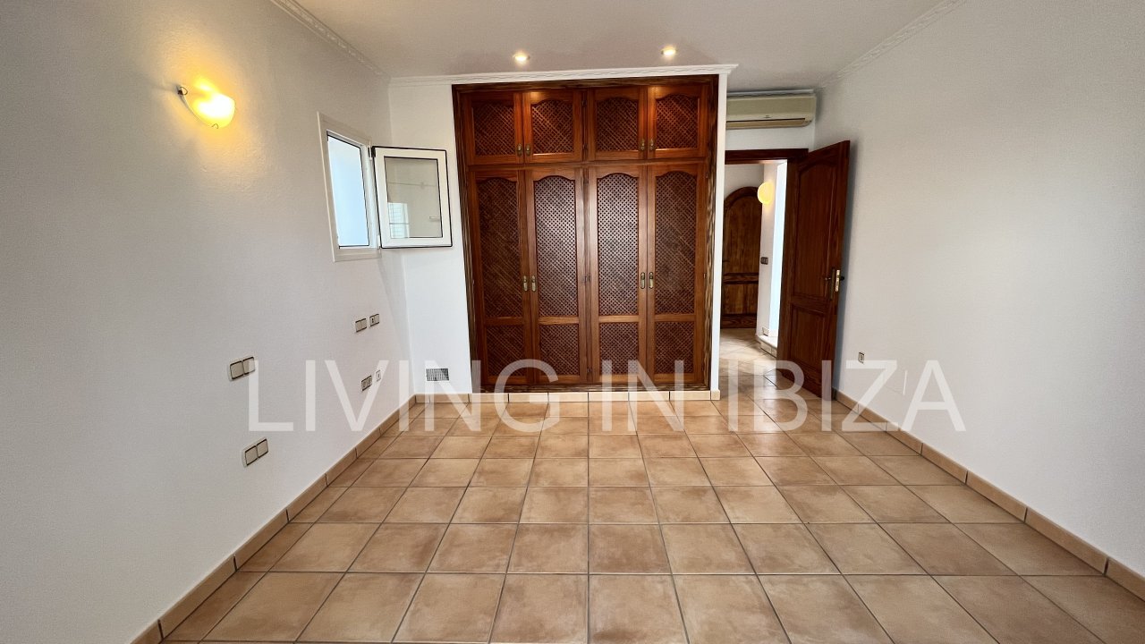 Long term rental / annual contract. Charming two-storey house in Siesta, Santa Eulalia, Ibiza. Stunning sea views from the terrace.