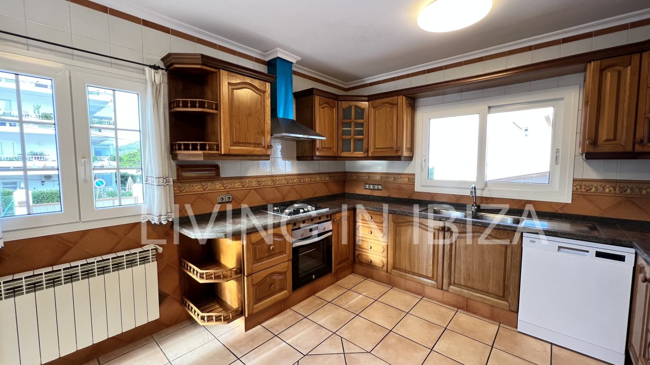 Long term rental / annual contract. Charming two-storey house in Siesta, Santa Eulalia, Ibiza. Stunning sea views from the terrace.