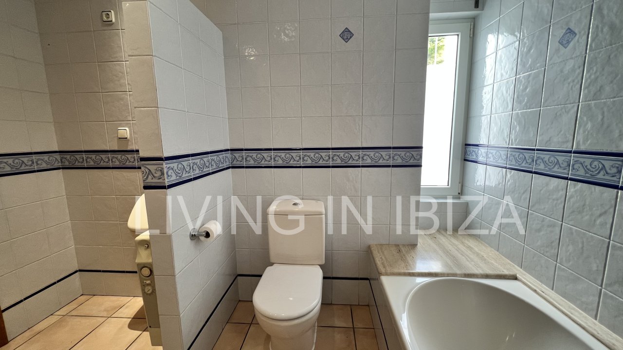 Long term rental / annual contract. Charming two-storey house in Siesta, Santa Eulalia, Ibiza. Stunning sea views from the terrace.