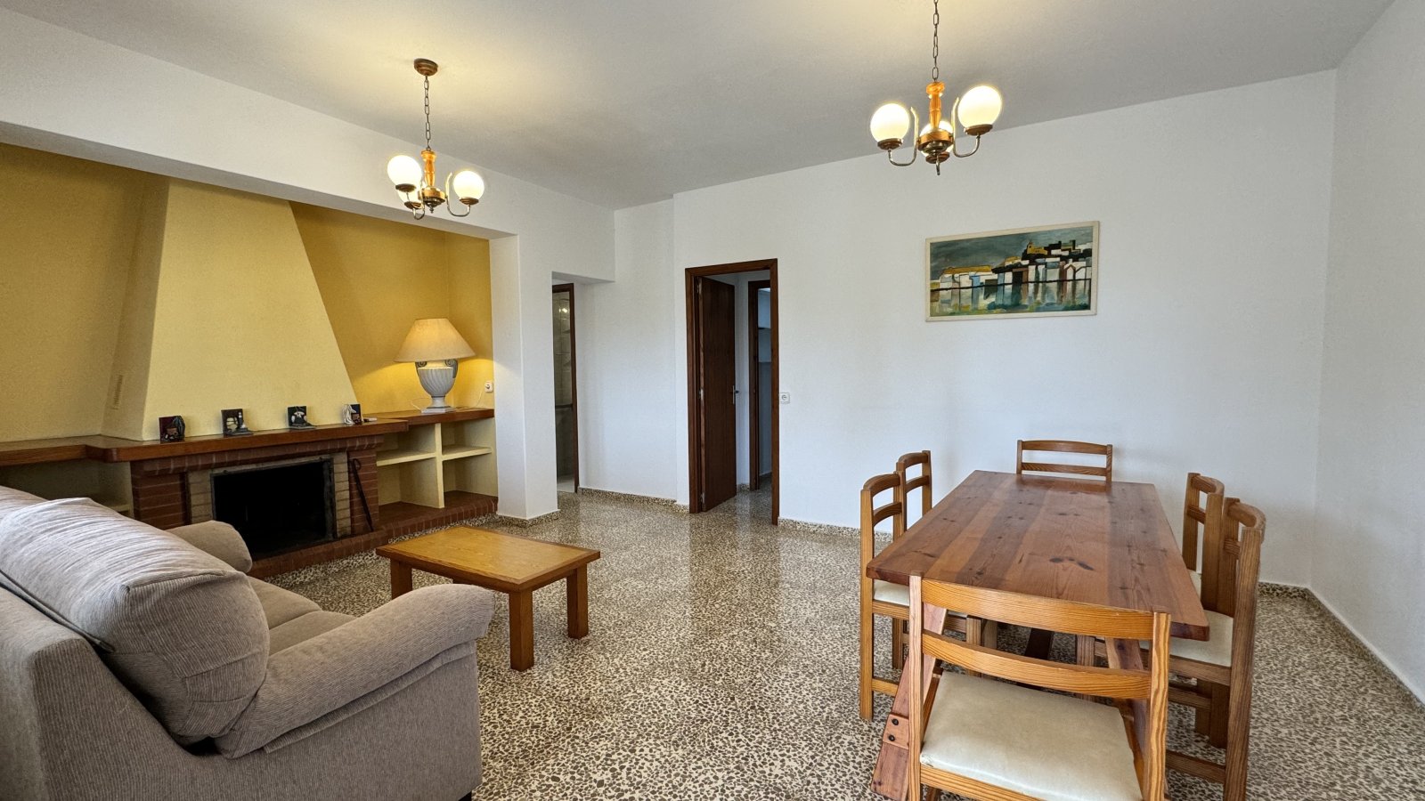 ANNUAL RENT. Detached house near the beach of Cala Pada, Santa Eulalia, Ibiza. 3 bedrooms, 2 bathrooms, swimming pool and garden