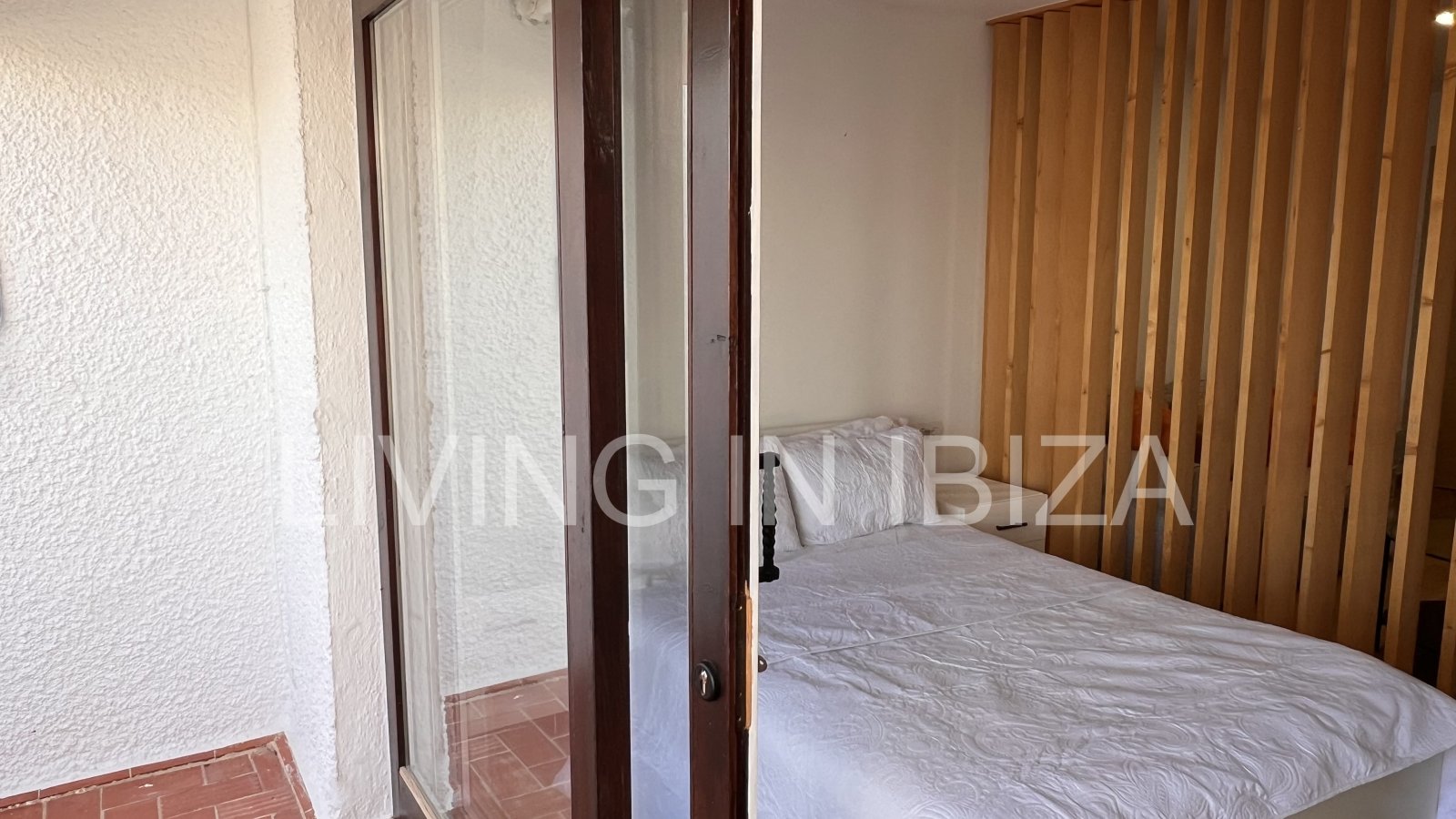  Short-term rental. Available from June 2026. We present this charming studio in Ibiza, the perfect place to relax and unwind. 