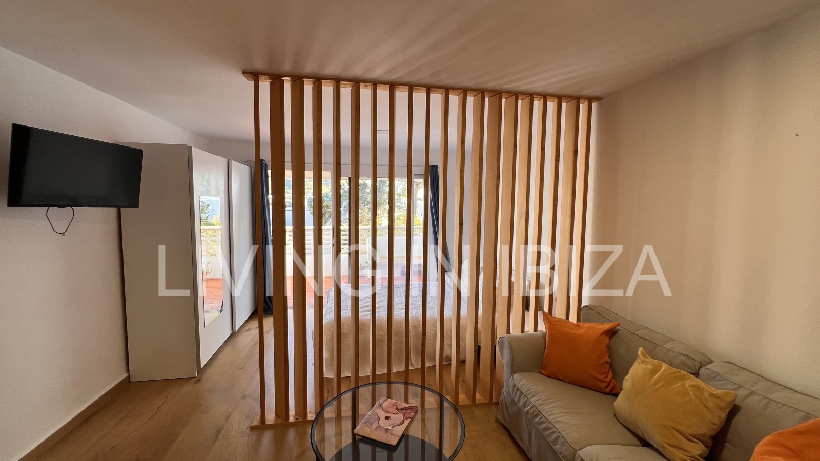  Short-term rental. Available from June 2026. We present this charming studio in Ibiza, the perfect place to relax and unwind. 