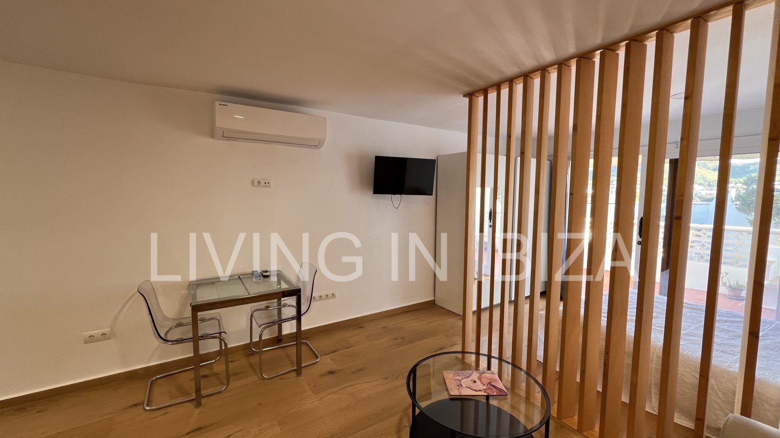  Short-term rental. Available from June 2026. We present this charming studio in Ibiza, the perfect place to relax and unwind. 