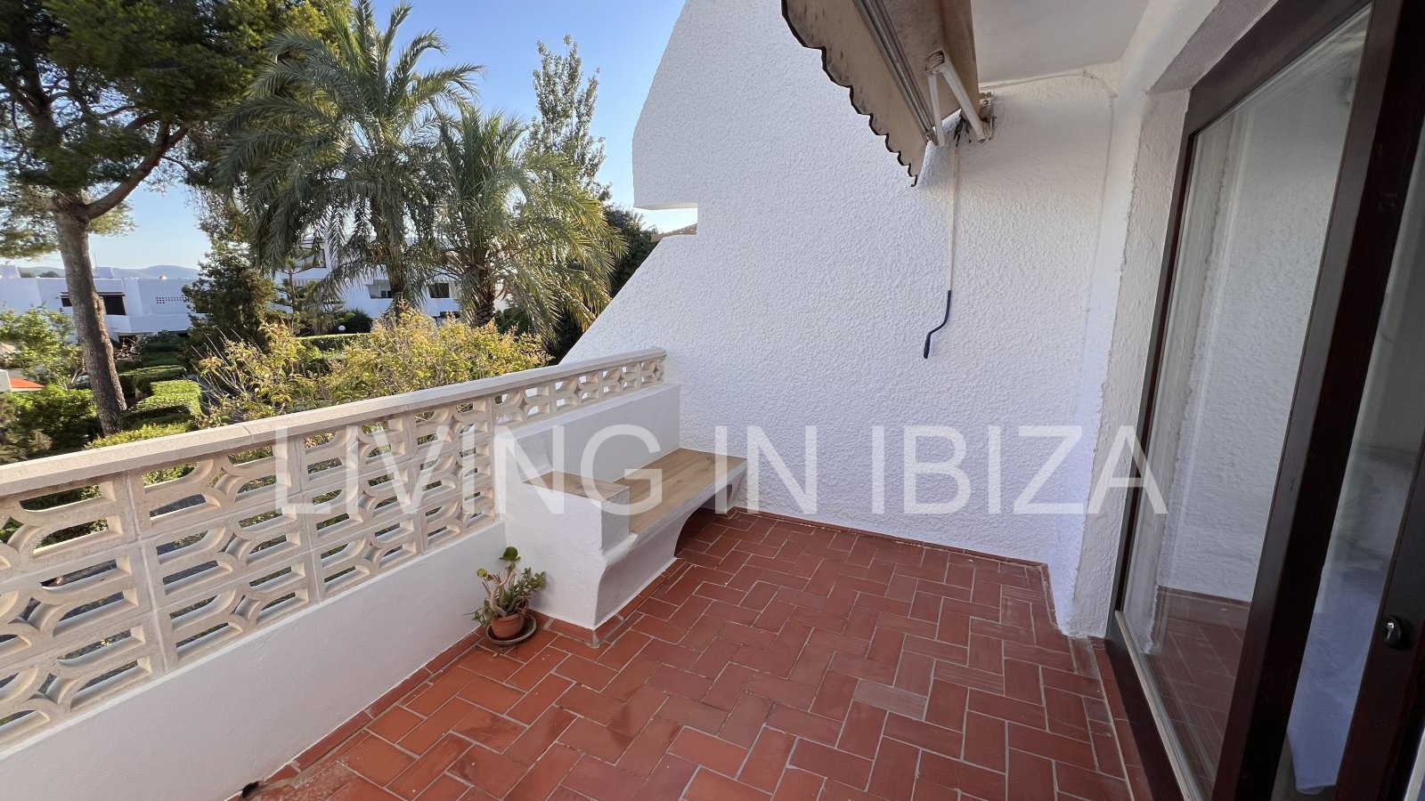  Short-term rental. Available from June 2026. We present this charming studio in Ibiza, the perfect place to relax and unwind. 