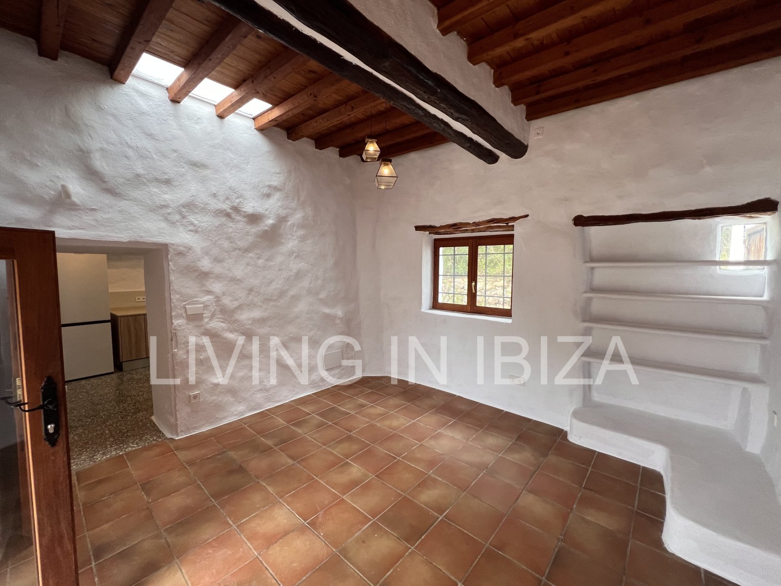 For yearly rental without furniture. An authentic country house in Santa Gertrudis, Ibiza. Enjoy the charm of living in the heart of nature