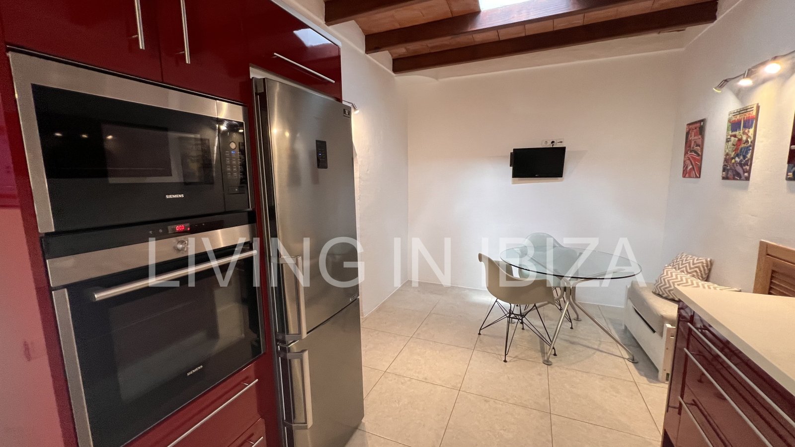 Dream house to rent for the summer season in the municipality of Santa Eulalia del Río (Ibiza). If you want to get away from it all, this is the ideal