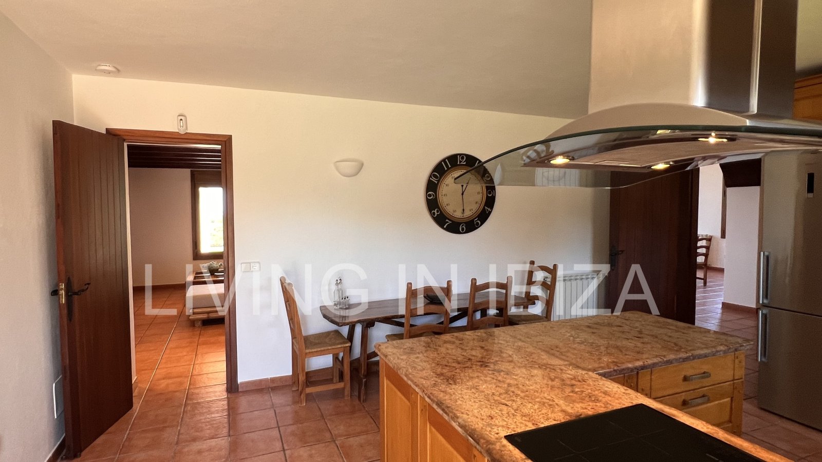  Attractive and spacious villa with Pool and sea views for seasonal rent in San Carlos, Santa Eulalia del Río, Ibiza, near Cala Nova, Cala Llenya 