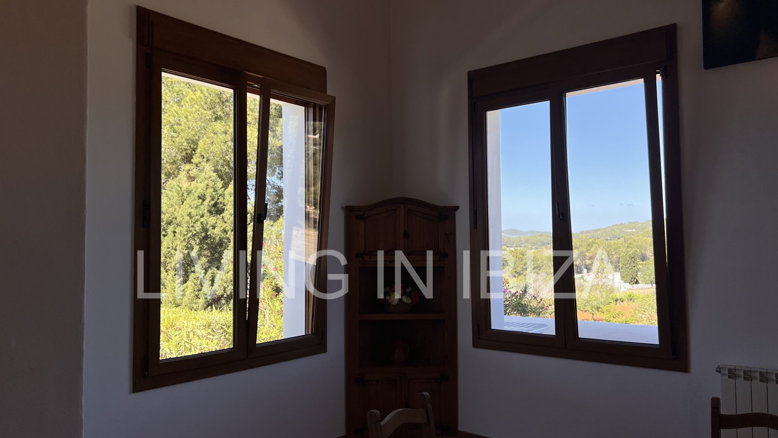  Attractive and spacious villa with Pool and sea views for seasonal rent in San Carlos, Santa Eulalia del Río, Ibiza, near Cala Nova, Cala Llenya 