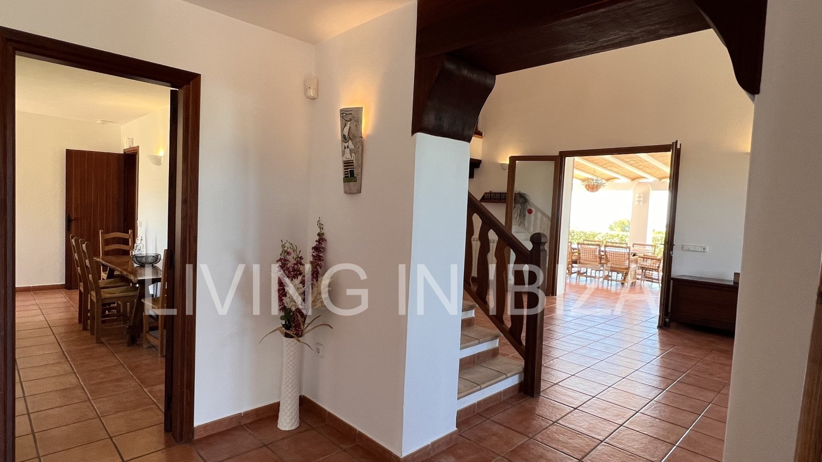  Attractive and spacious villa with Pool and sea views for seasonal rent in San Carlos, Santa Eulalia del Río, Ibiza, near Cala Nova, Cala Llenya 