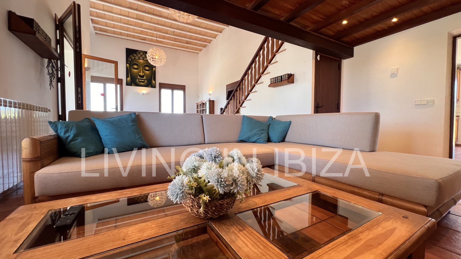  Attractive and spacious villa with Pool and sea views for seasonal rent in San Carlos, Santa Eulalia del Río, Ibiza, near Cala Nova, Cala Llenya 