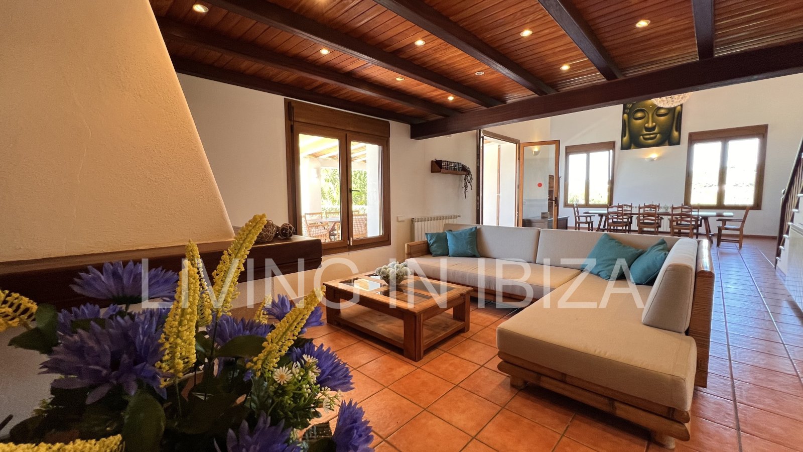  Attractive and spacious villa with Pool and sea views for seasonal rent in San Carlos, Santa Eulalia del Río, Ibiza, near Cala Nova, Cala Llenya 