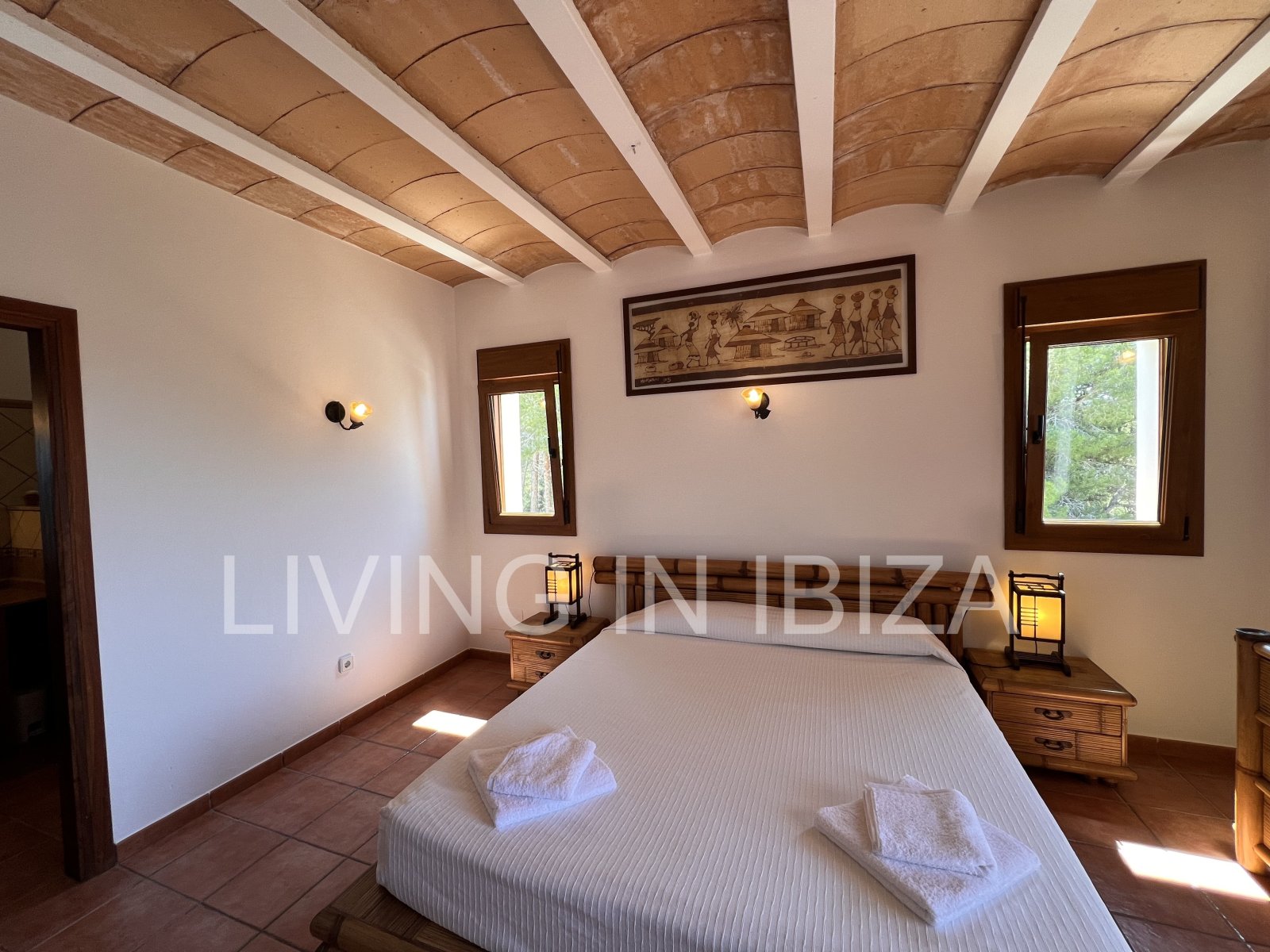  Attractive and spacious villa with Pool and sea views for seasonal rent in San Carlos, Santa Eulalia del Río, Ibiza, near Cala Nova, Cala Llenya 