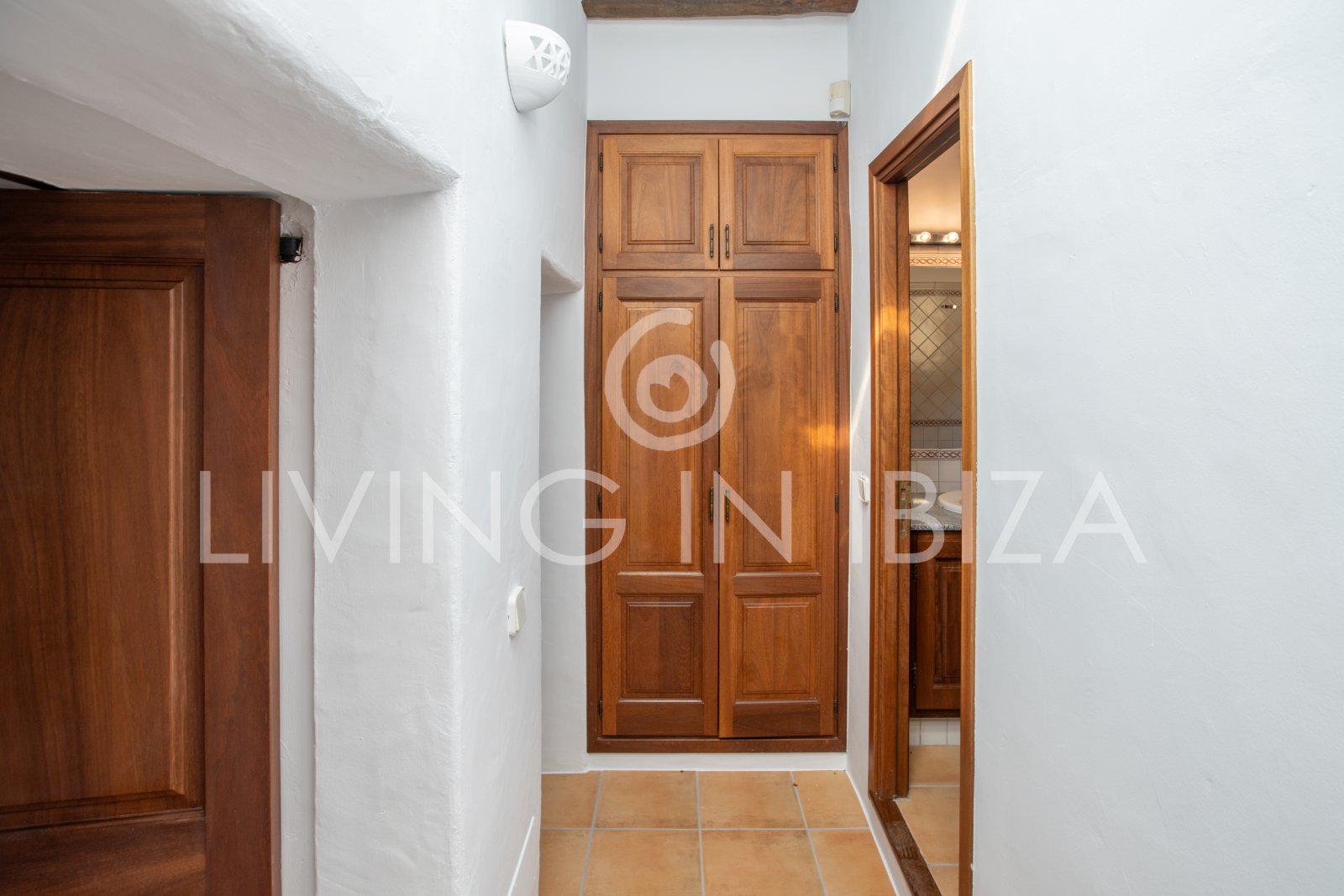 Typical Ibizan Finca in 2 floors with pool and no close neighbours for long term rental in Santa Eulalia del Rio, Ibiza.