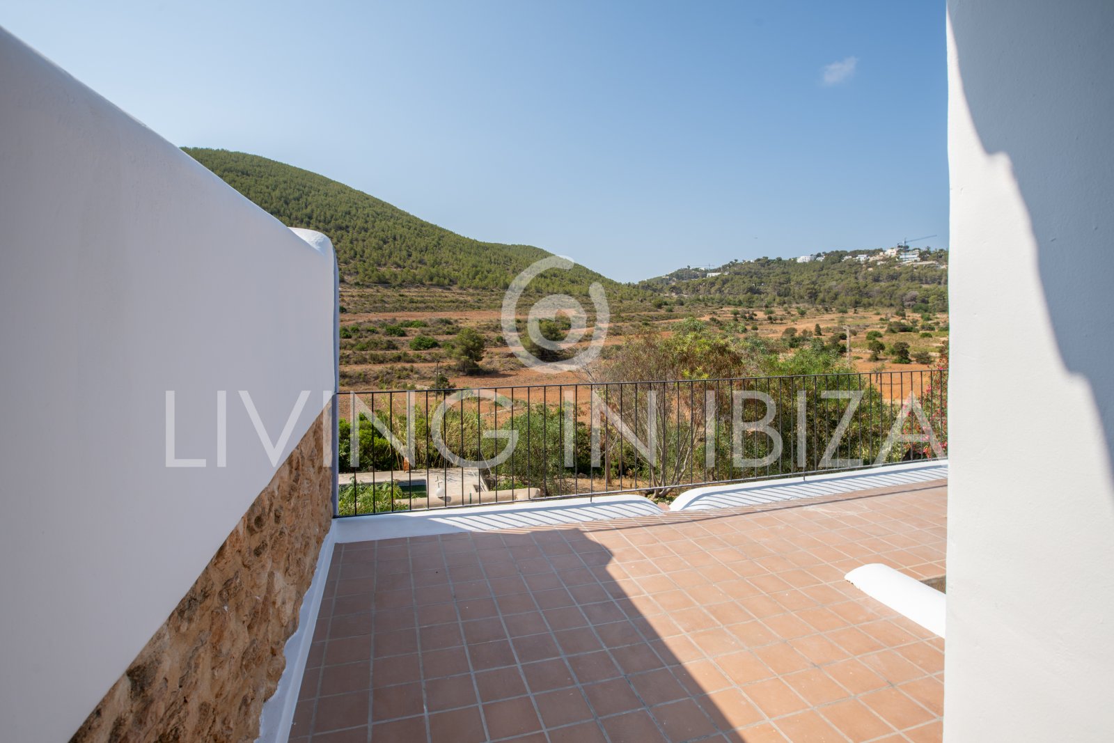 Typical Ibizan Finca in 2 floors with pool and no close neighbours for long term rental in Santa Eulalia del Rio, Ibiza.