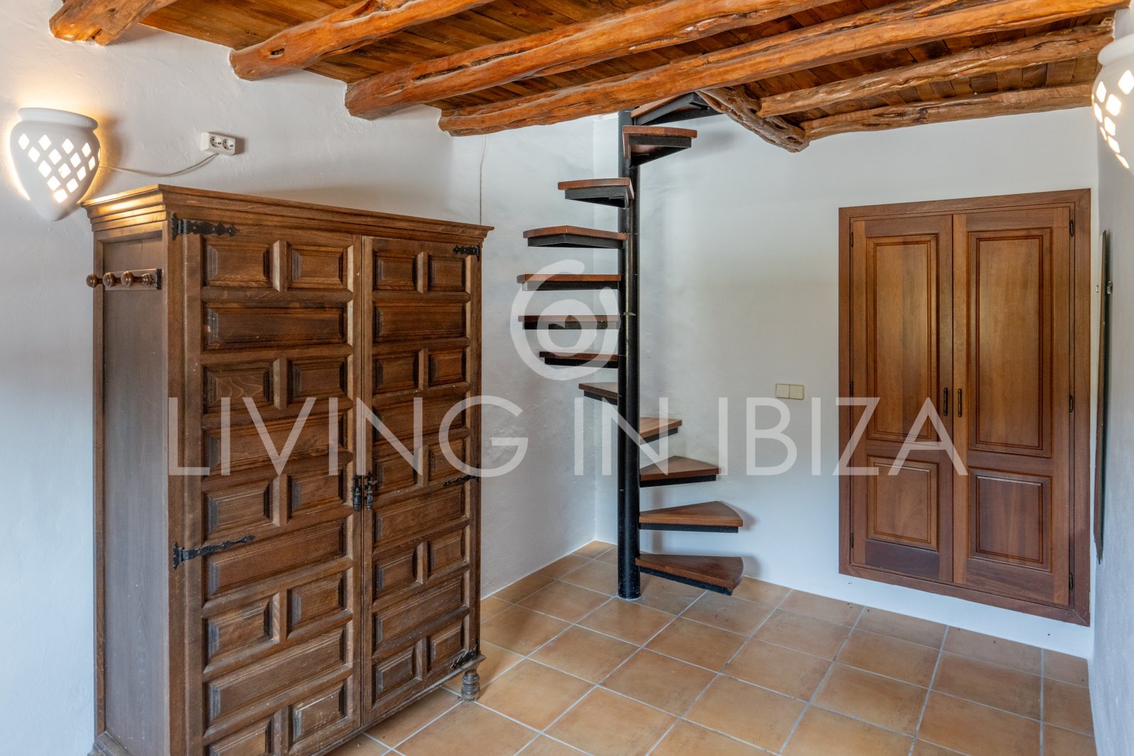Typical Ibizan Finca in 2 floors with pool and no close neighbours for long term rental in Santa Eulalia del Rio, Ibiza.