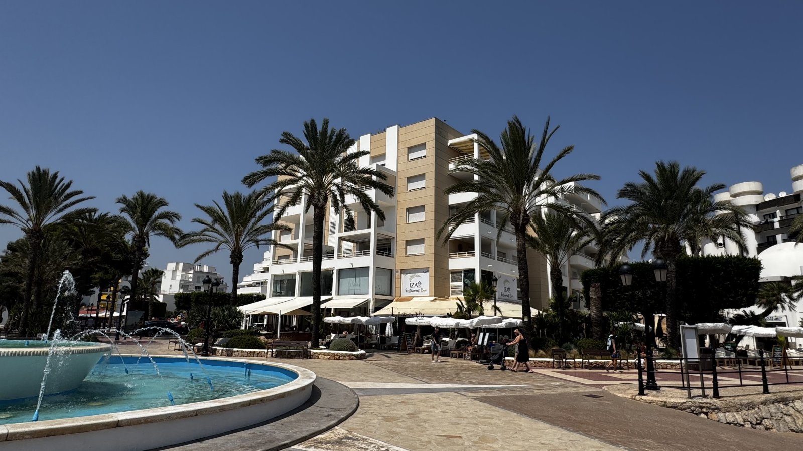 Santa Eularia des Riu: Parking spaces for sale or rent – Edificio Punta D’en Mayol, Santa Eulalia del Rio, Ibiza 