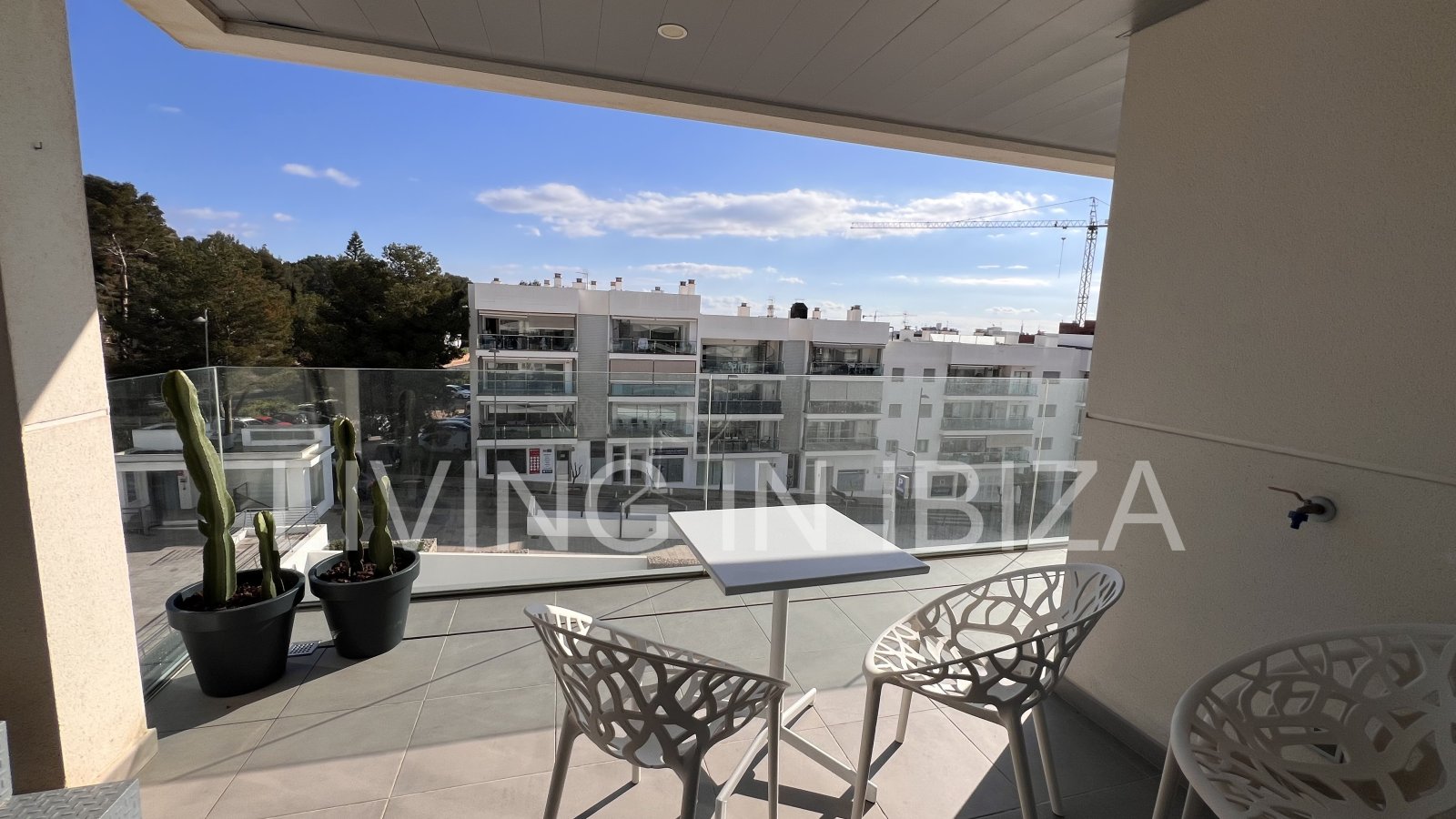 Penthouse Tagomago, is an attractive and modern brand new unfurnished penthouse in a luxury development in the town of Santa Eulalia del Rio