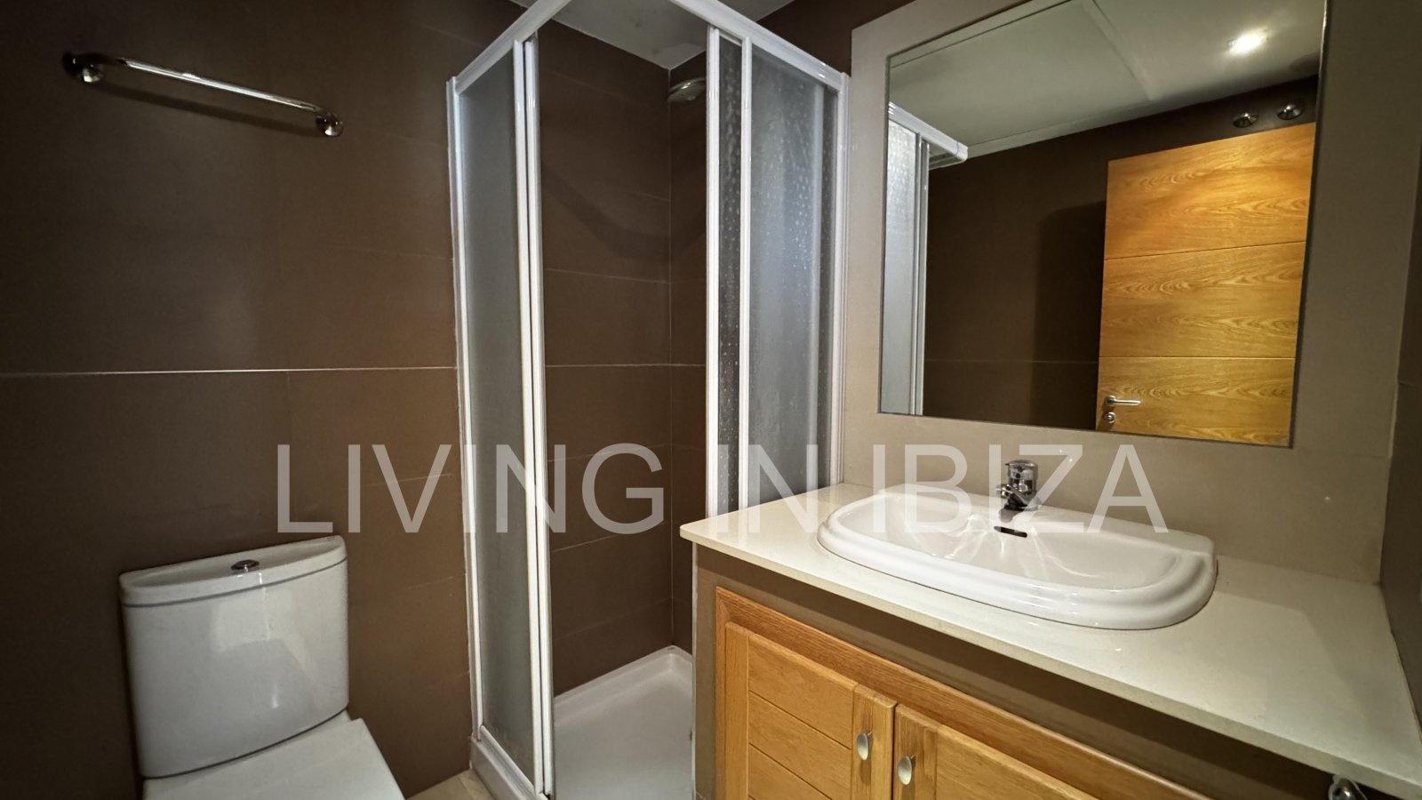 Short term rental. Apartment in Santa Eulalia, Ibiza. Very bright and located in a privileged and sought after area of the Ibiza island