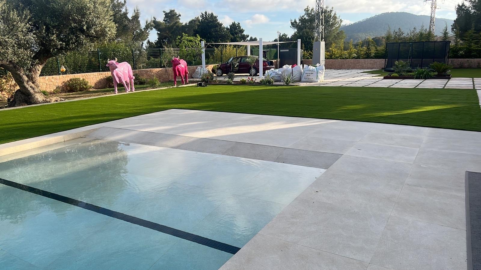 Sant Jordi - Ibiza: Long-term rental – contract for up to 10 months  Design villa in the Sant Jordi area, Ibiza South-east facing · Modern Mediterranean style · Breathtak 