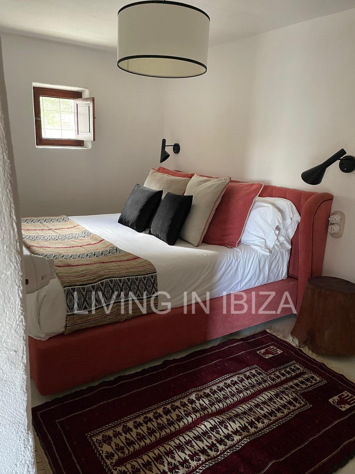 Exclusive brand new villa, contemporary Mediterranean style, saltwater pool, underfloor heating, annual rental, option for season 2026 Ibiza long term