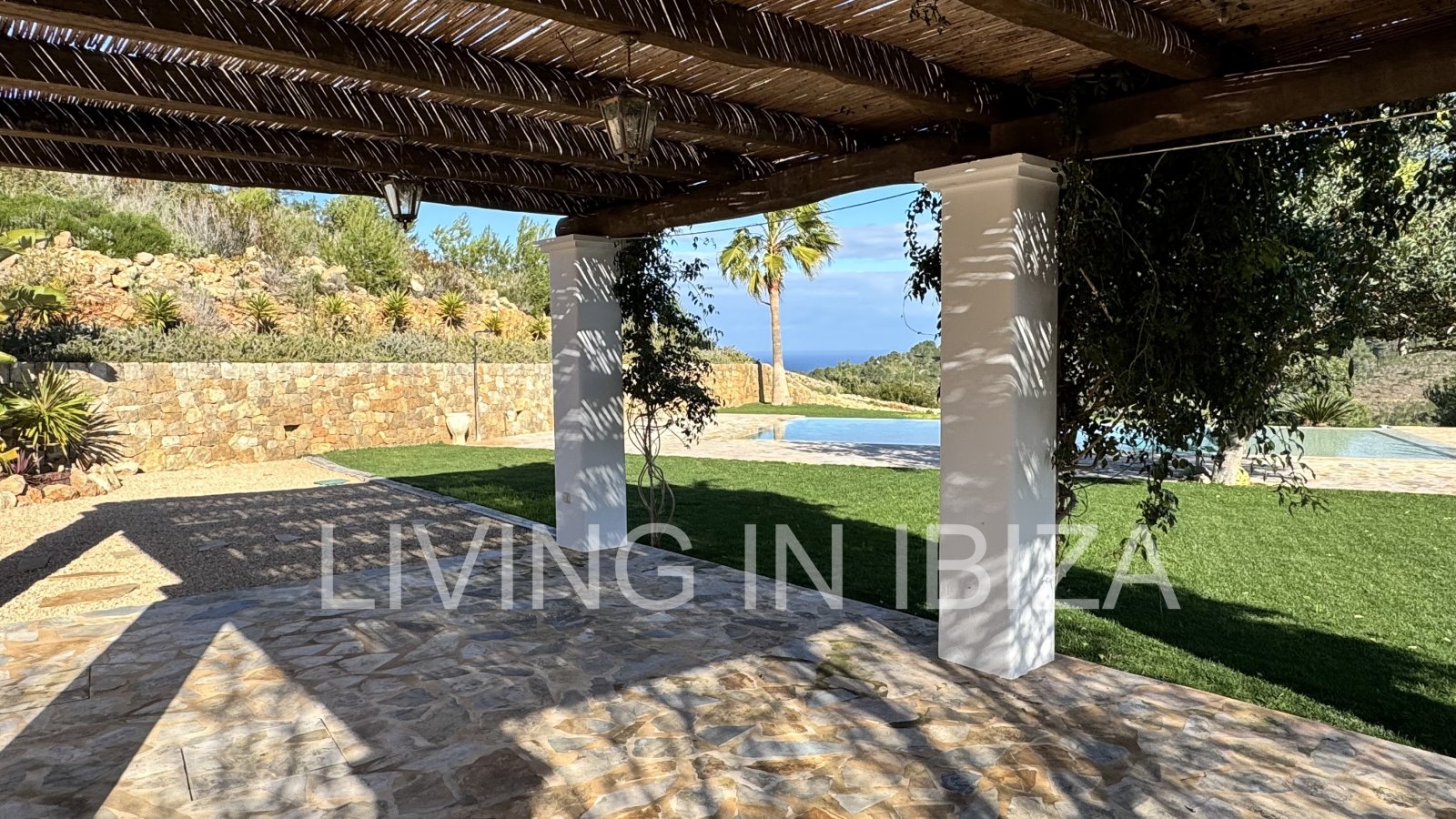 Exclusive, renovated antique ibizencan finca with saline swimming pool, central heating, isolated location, San Juan, Ibiza for long term rental