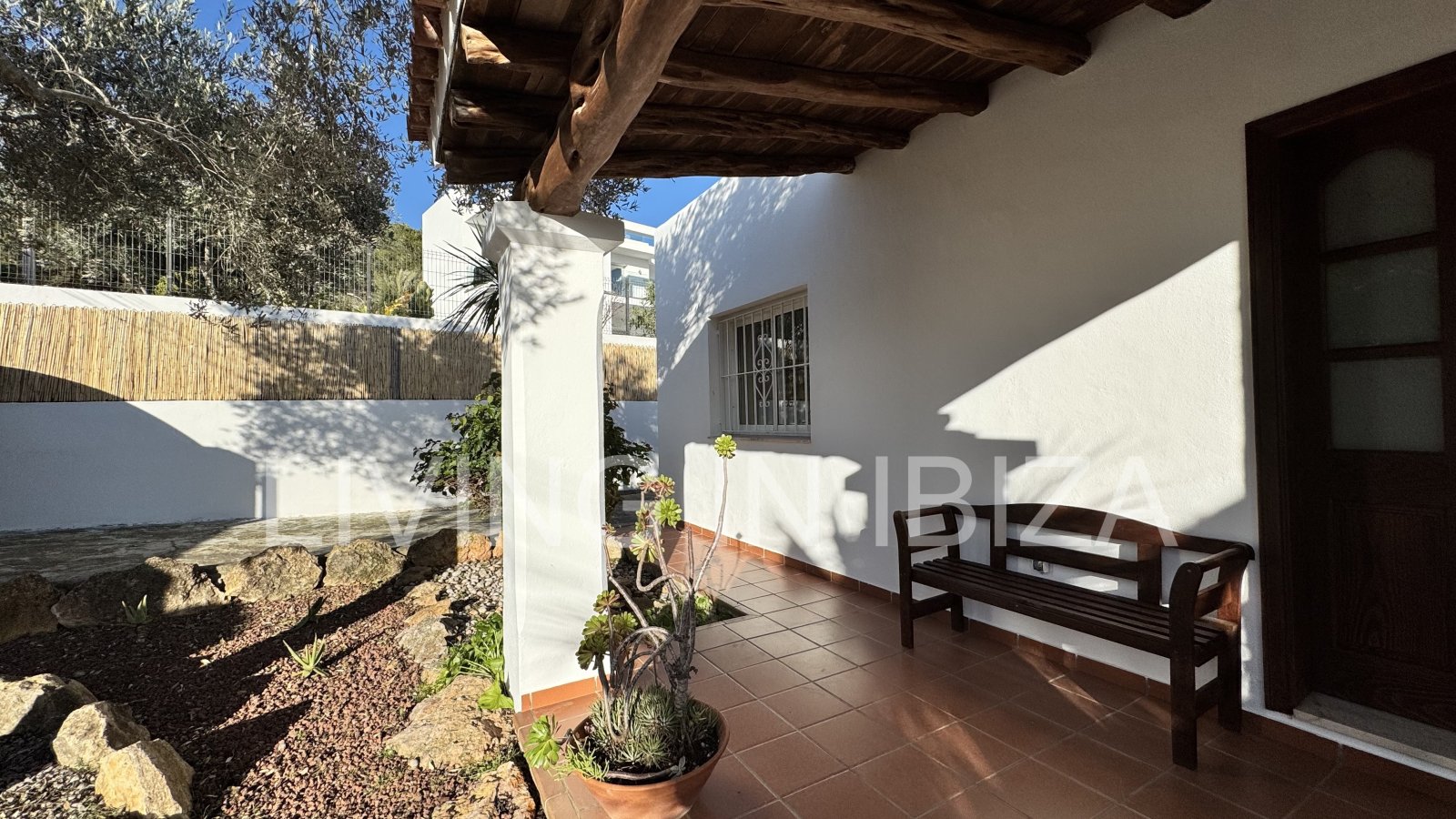 Long-term rental in Santa Eulàlia del Riu, Ibiza. This house offers an ideal setting for year-round living, combining comfort, privacy, and a Medit