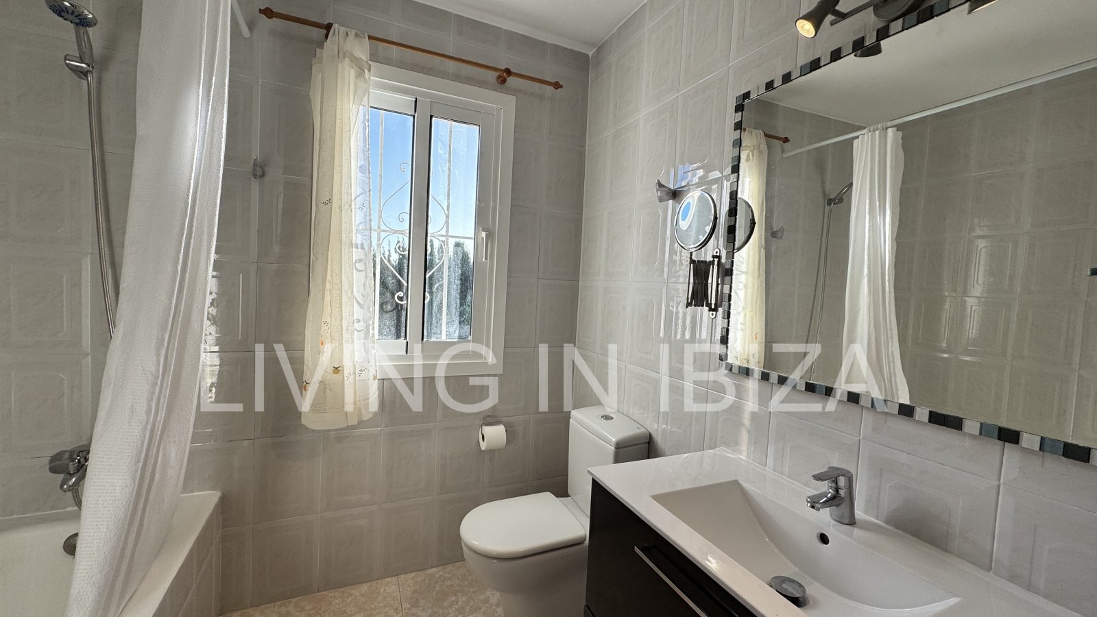 Long-term rental in Santa Eulàlia del Riu, Ibiza. This house offers an ideal setting for year-round living, combining comfort, privacy, and a Medit