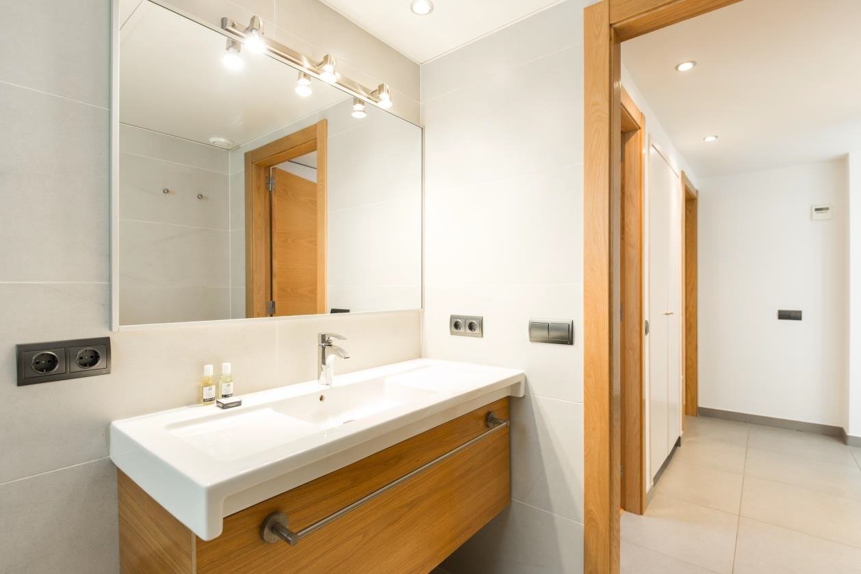 Annual long term rental apartment in Talamanca, Ibiza town. Unfurnished flat, 2 bedrooms, terrace, sea views, close to the beach and Marina Botafoch