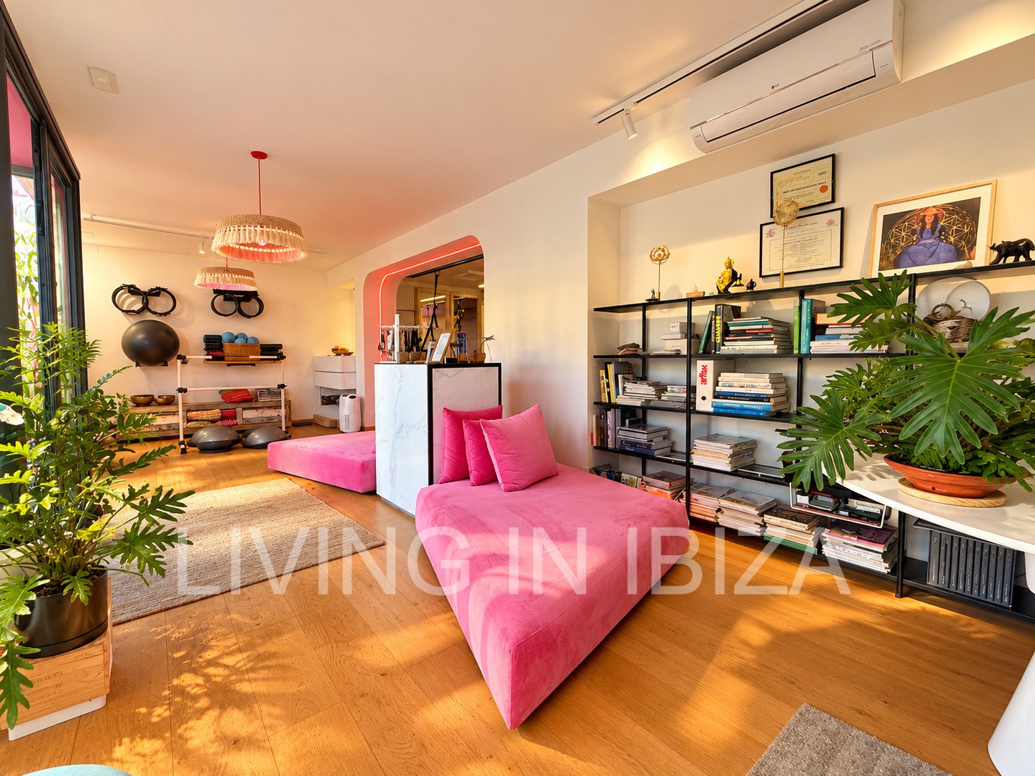 BUSINESS FOR SALE – EXCLUSIVE PILATES STUDIO IN SANTA EULÀRIA DEL RIU, IBIZA. Fully refurbished Pilates studio with an active client base