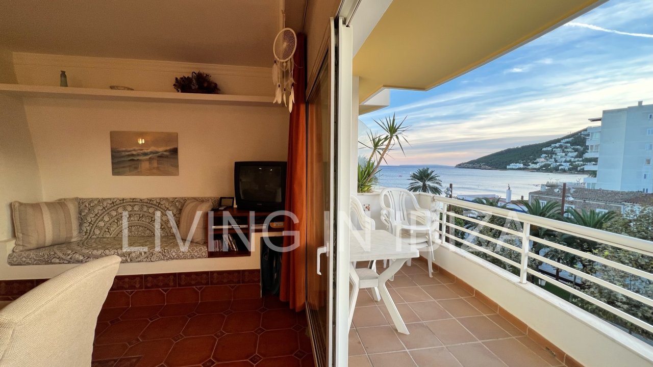 Alquiler temporal. Piso Chloe: alquiler a corto plazo. Disponible a partir del 20 de septiembre de 2025. El precio anunciado es para un contrato de 9