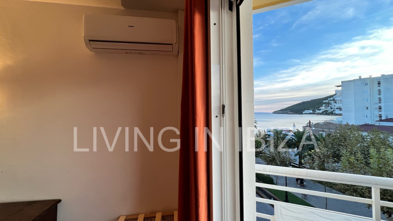 Alquiler temporal. Piso Chloe: alquiler a corto plazo. Disponible a partir del 20 de septiembre de 2025. El precio anunciado es para un contrato de 9