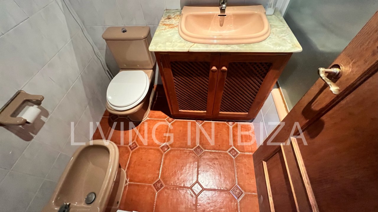 Alquiler temporal. Piso Chloe: alquiler a corto plazo. Disponible a partir del 20 de septiembre de 2025. El precio anunciado es para un contrato de 9