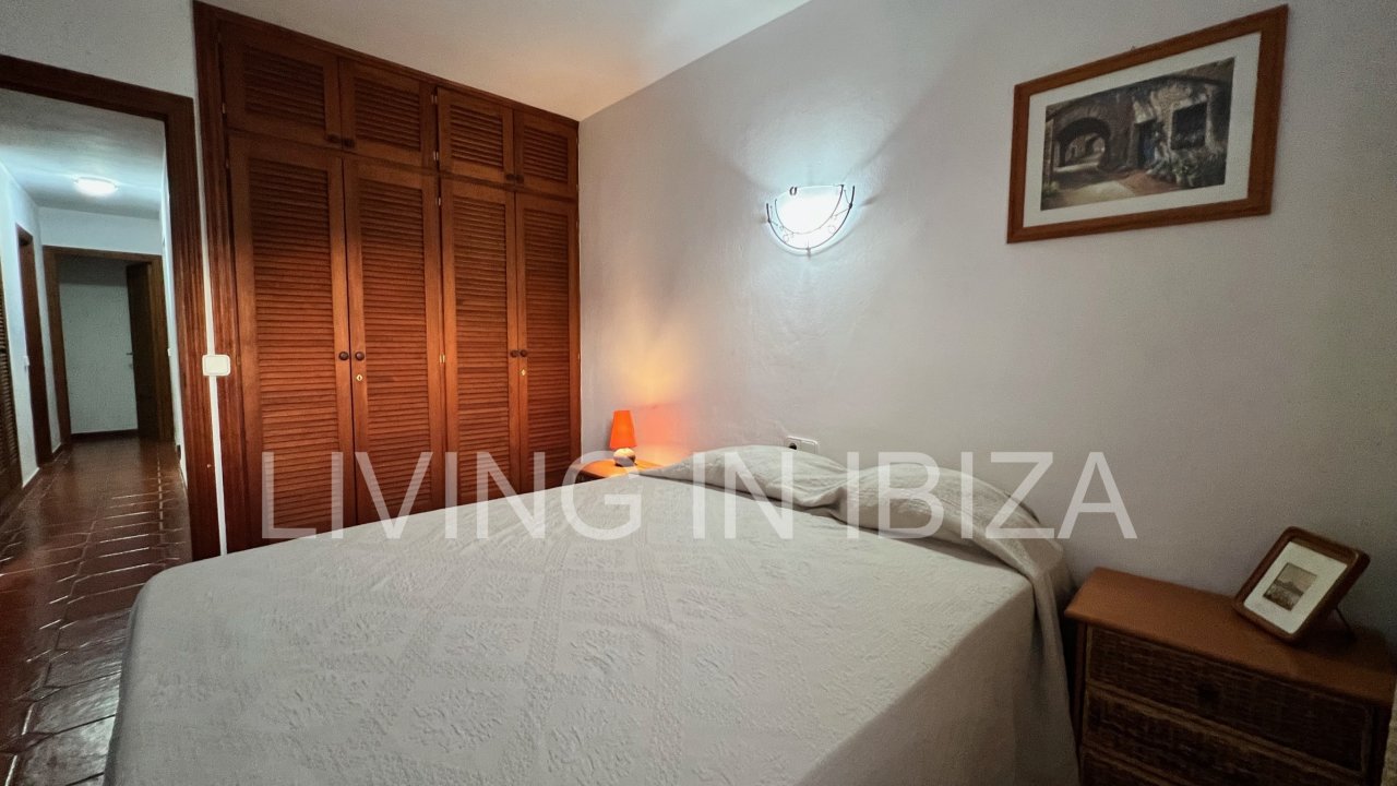 Alquiler temporal. Piso Chloe: alquiler a corto plazo. Disponible a partir del 20 de septiembre de 2025. El precio anunciado es para un contrato de 9