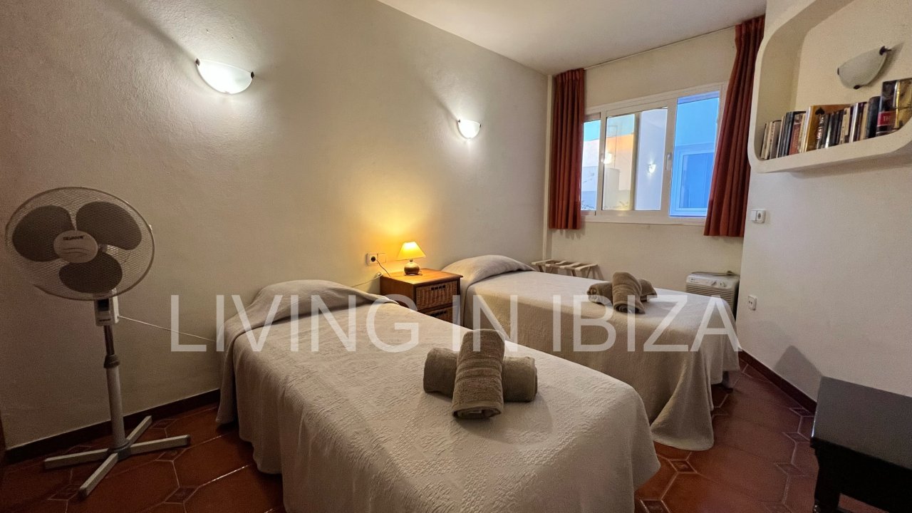 Alquiler temporal. Piso Chloe: alquiler a corto plazo. Disponible a partir del 20 de septiembre de 2025. El precio anunciado es para un contrato de 9